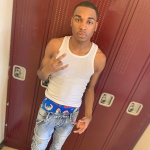 Meet your Posher, Aaron